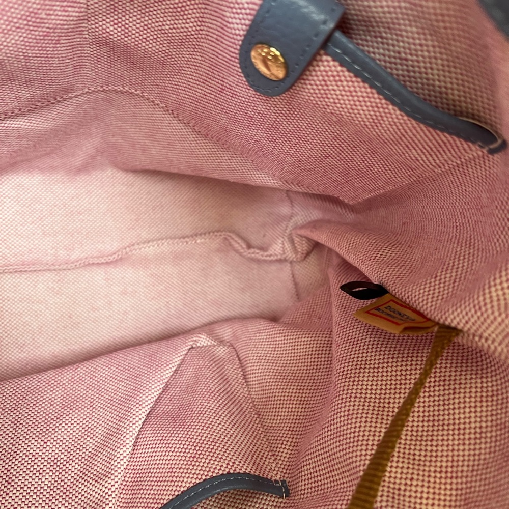 Dooney and Bourke Sky Blue Hobo Satchel, Kisslock & Key Fob set (3 pieces) - Picture 9 of 12